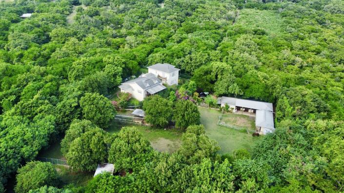 Image No.7-5 Bed House for sale