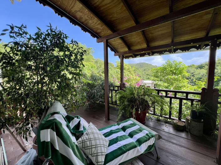 Image No.10-5 Bed House for sale