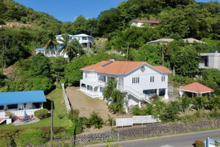 Image No.1-6 Bed Semi-Detached for sale