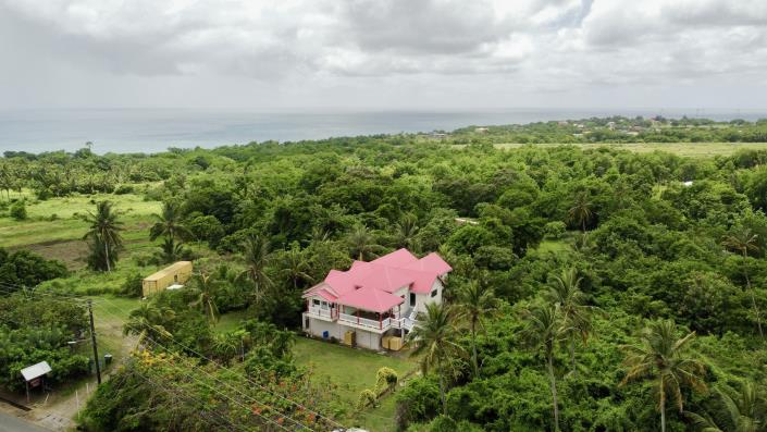 Image No.2-6 Bed Semi-Detached for sale