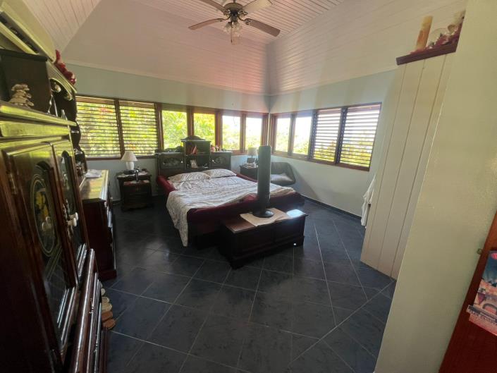 Image No.10-5 Bed Bungalow for sale