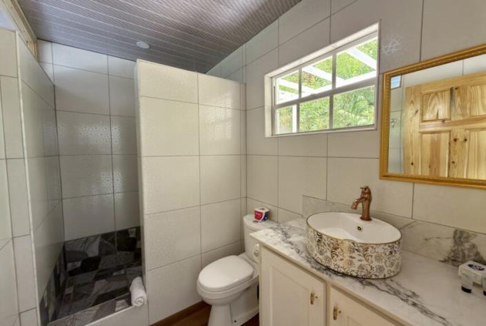 Image No.10-5 Bed Villa for sale