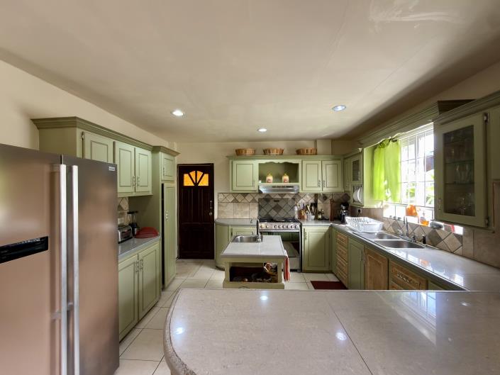 Image No.4-4 Bed House for sale