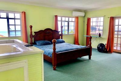 St-Lucia-Homes-Real-Estate-Union-HillTop-Bedroom-1-850x570