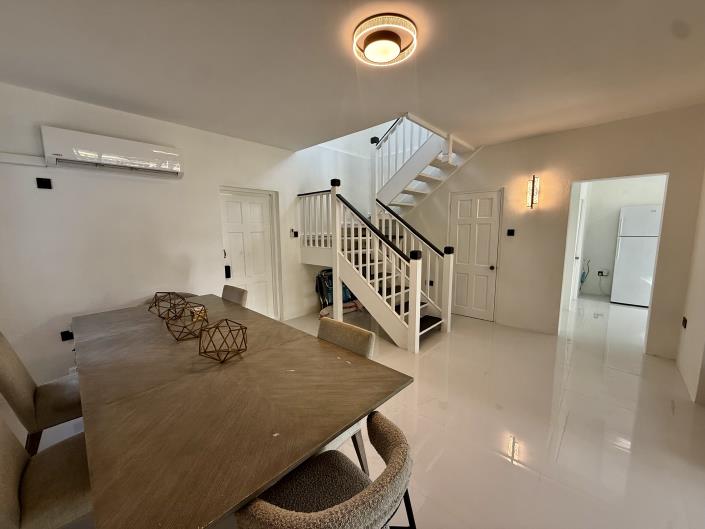 Image No.4-3 Bed Condo for sale