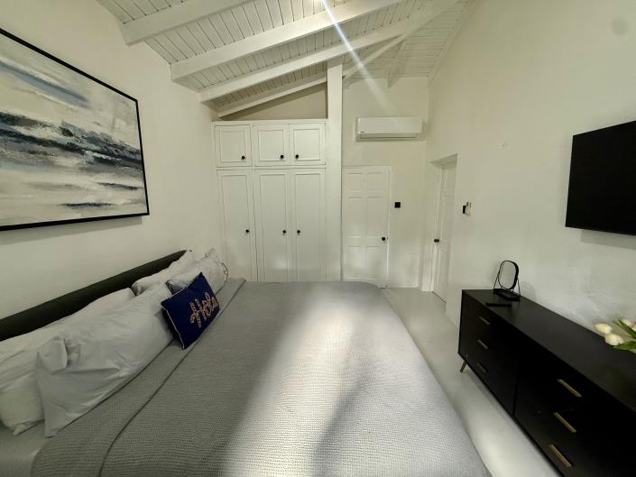 Image No.14-3 Bed Condo for sale