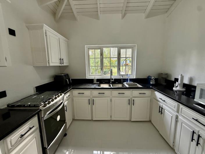Image No.9-3 Bed Condo for sale
