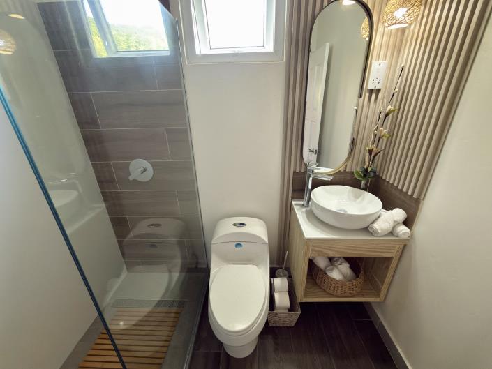 Image No.19-5 Bed House for sale