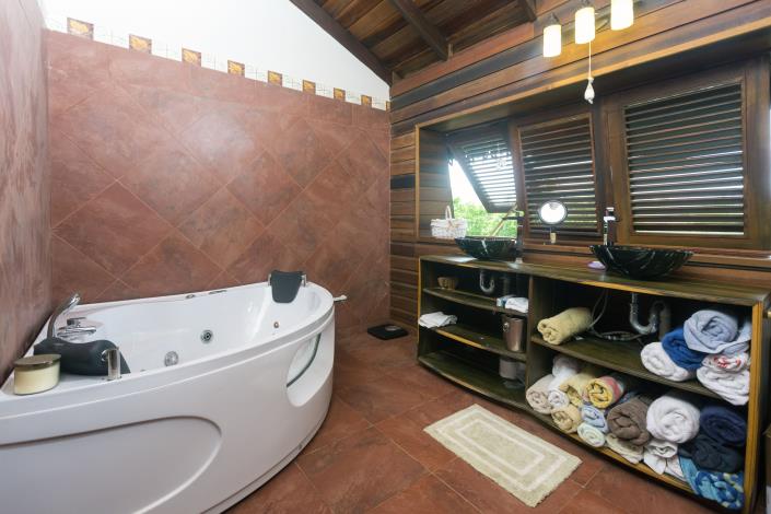 Image No.10-5 Bed House/Villa for sale