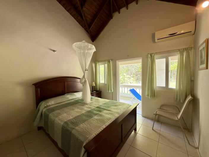 Image No.10-5 Bed House for sale