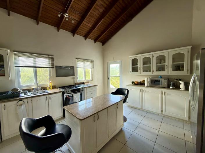 Image No.5-5 Bed House for sale