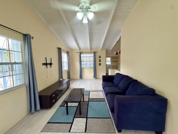 Image No.2-3 Bed House for sale