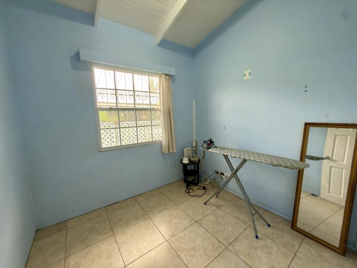 Image No.6-3 Bed House for sale