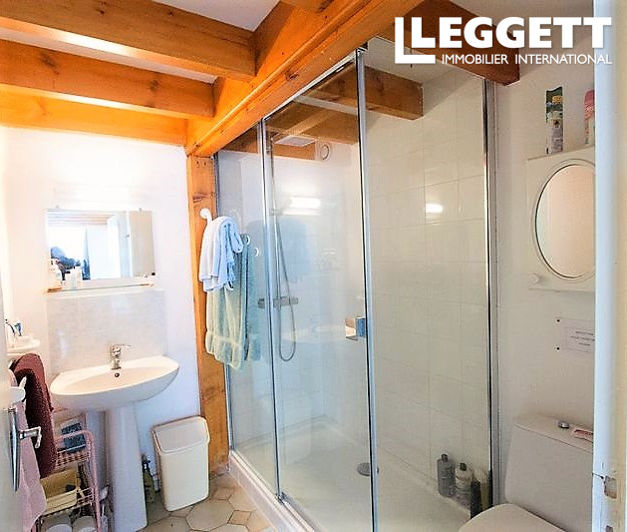 Image No.10-3 Bed House for sale