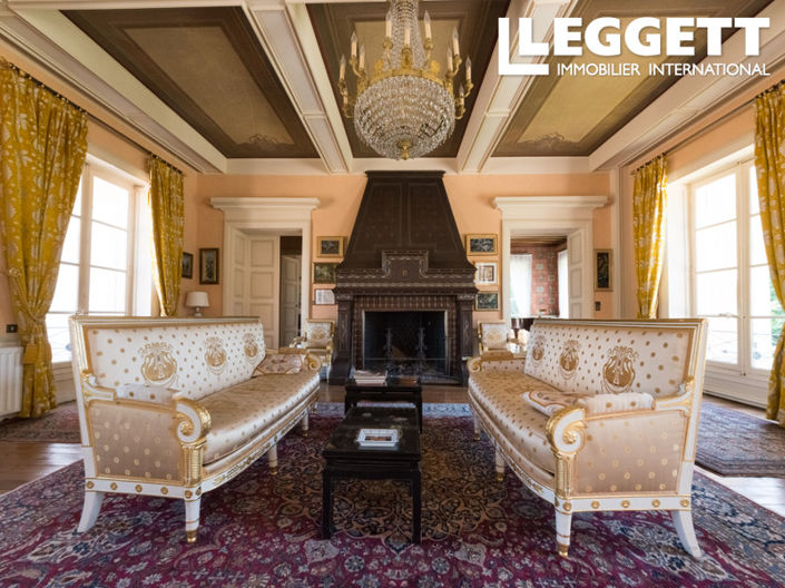 Image No.5-8 Bed Chateaux for sale