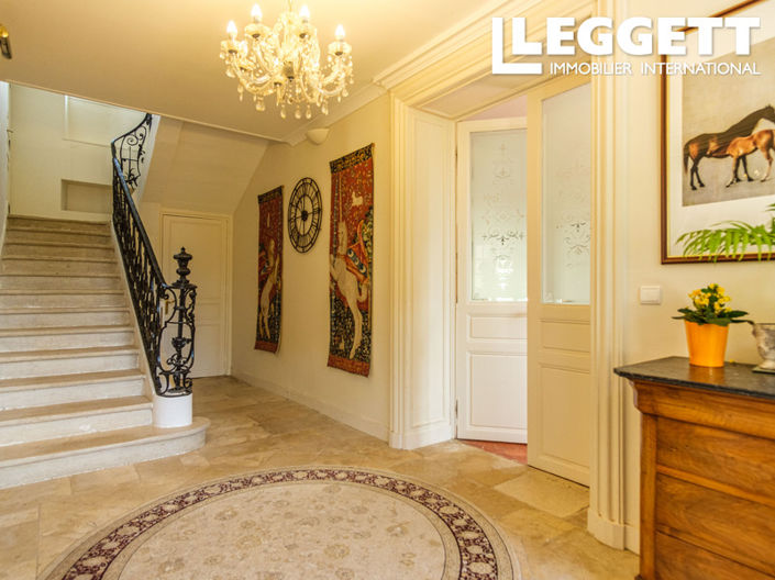 Image No.2-Maison de 20 chambres à vendre à Orne