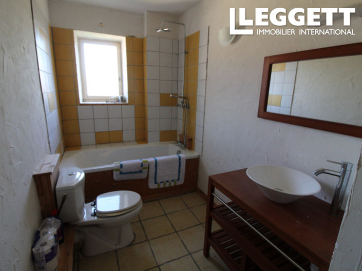 Image No.6-Maison de 2 chambres à vendre à Les Salles-Lavauguyon