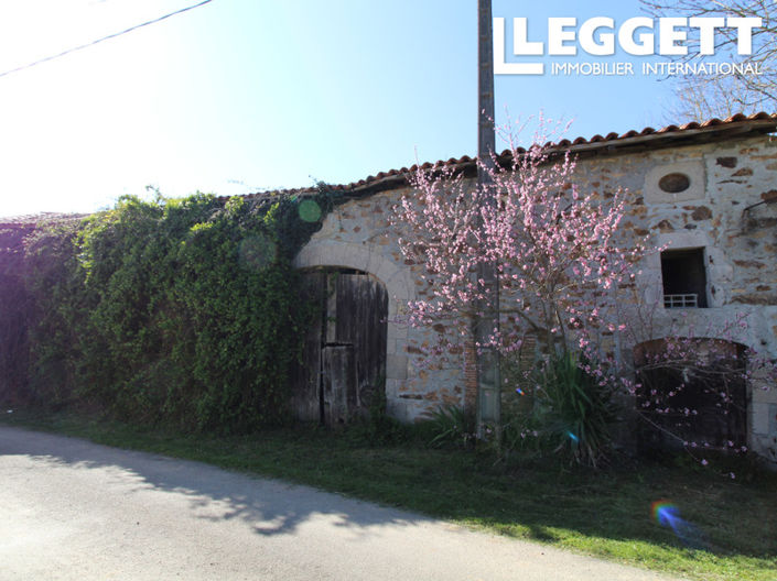 Image No.8-Maison de 2 chambres à vendre à Les Salles-Lavauguyon