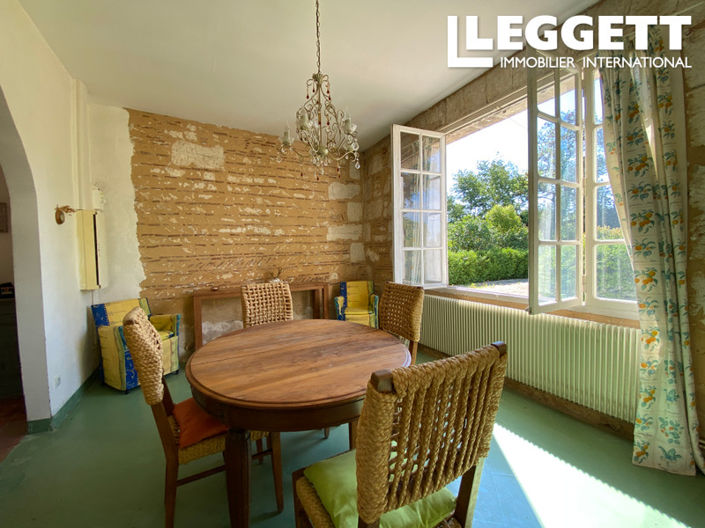 Image No.10-12 Bed Chateaux for sale