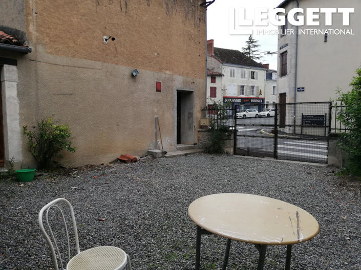 Image No.10-Maison de 2 chambres à vendre à Montmorillon