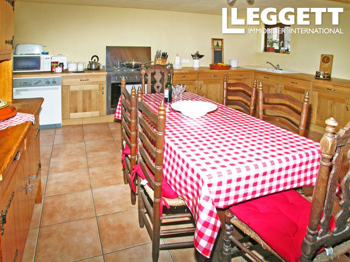 Image No.7-4 Bed House for sale