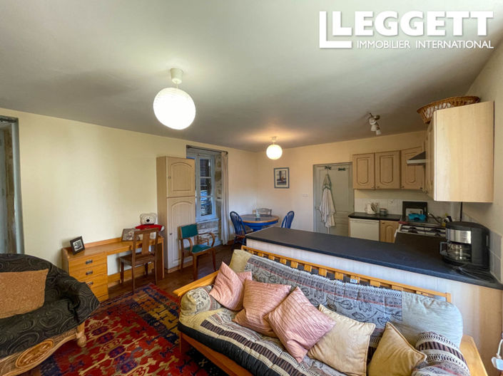 Image No.10-3 Bed House for sale