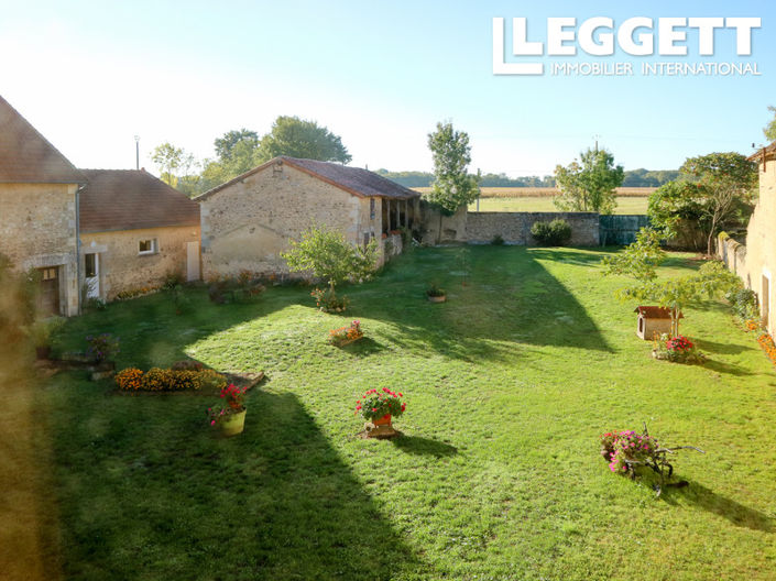 Image No.10-4 Bed House for sale