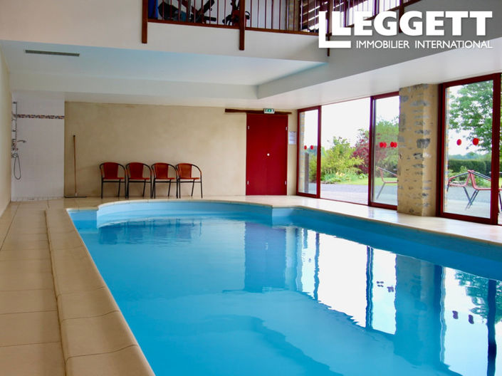 Image No.3-11 Bed Commercial for sale