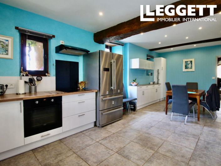 Image No.6-11 Bed Commercial for sale