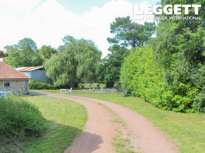 Image No.9-3 Bed House for sale