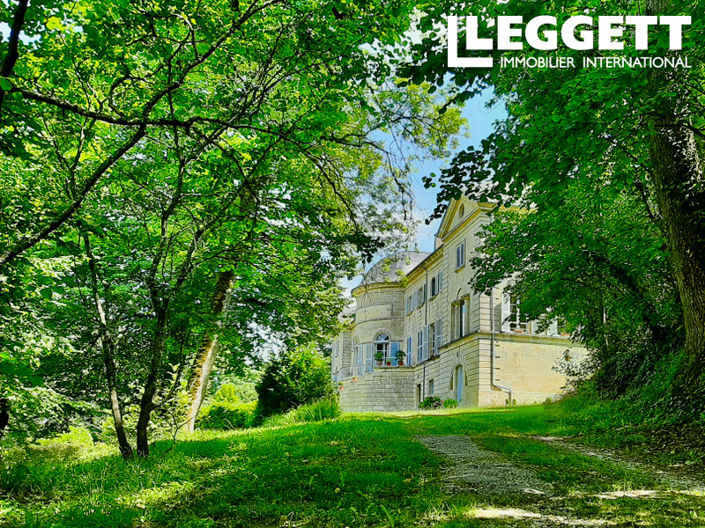 Image No.5-9 Bed Chateaux for sale