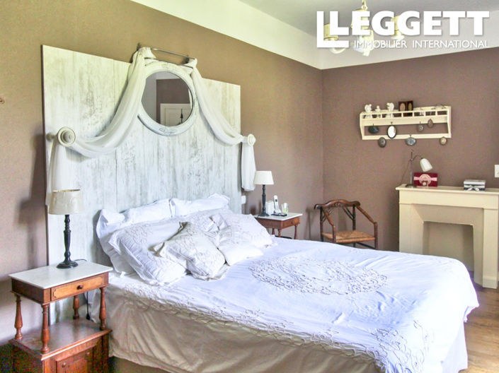 Image No.7-Maison de 9 chambres à vendre à Chalais