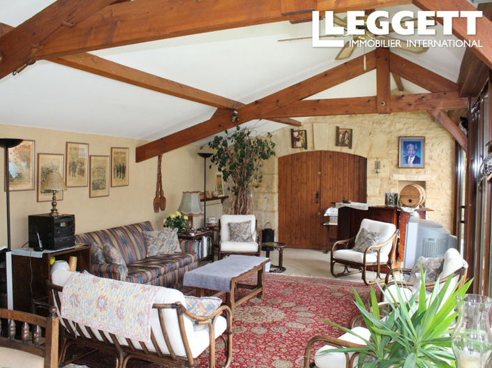 Image No.9-5 Bed House for sale