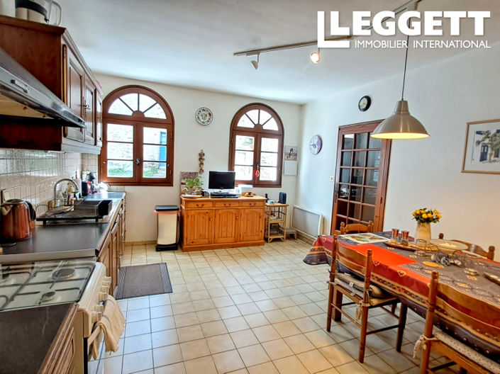Image No.3-4 Bed House for sale