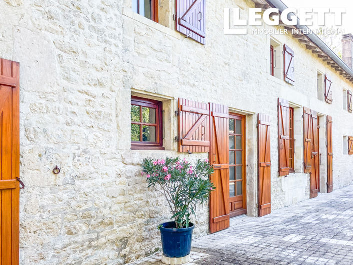 Image No.10-Maison de 4 chambres à vendre à Saint-Martin-de-Juillers