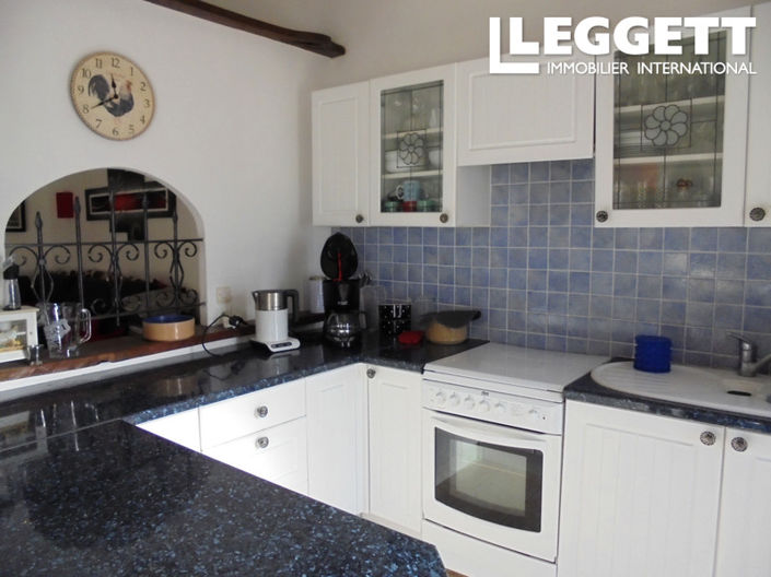 Image No.5-2 Bed House for sale