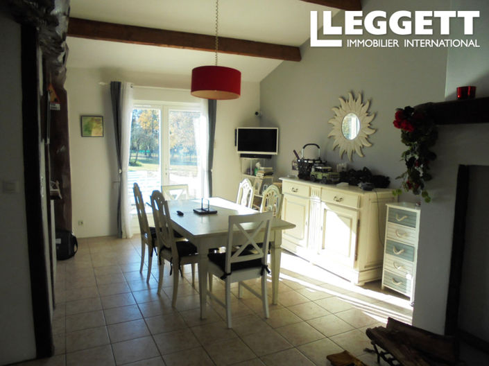 Image No.10-2 Bed House for sale