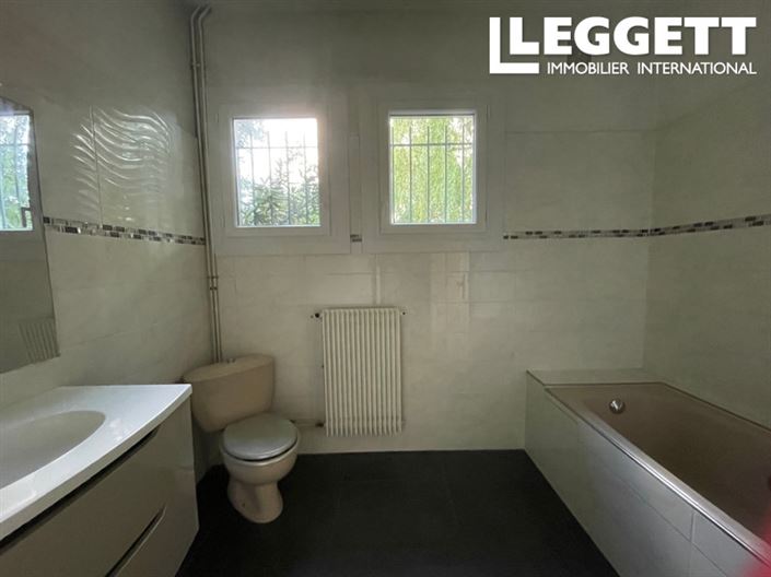 Image No.6-3 Bed House for sale