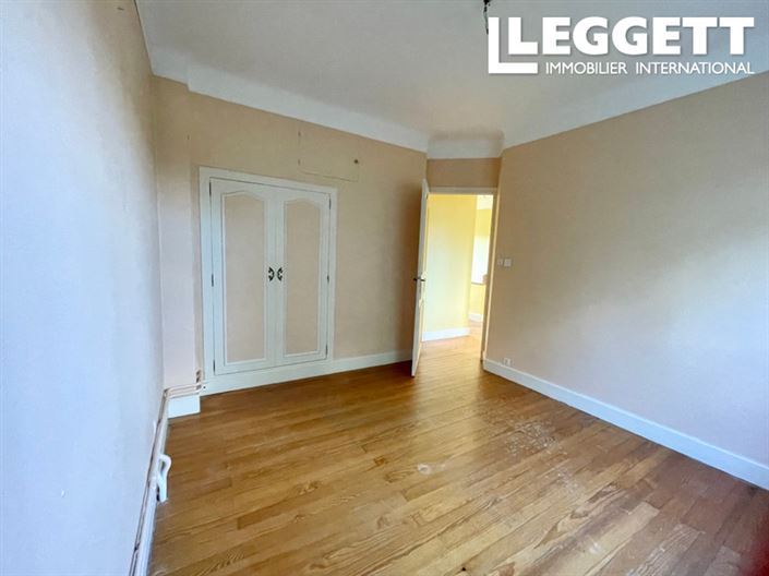 Image No.9-3 Bed House for sale