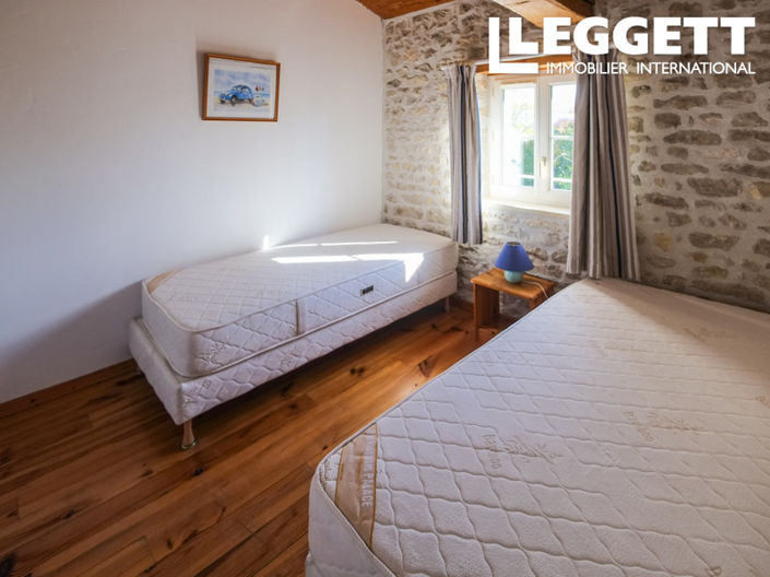 Image No.7-3 Bed House for sale