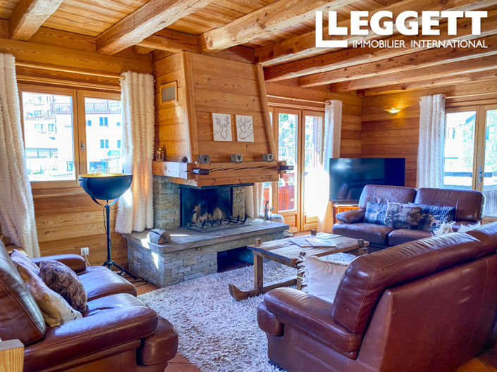 Image No.2-11 Bed House for sale