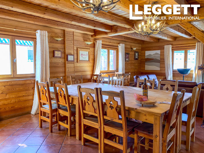 Image No.3-11 Bed House for sale