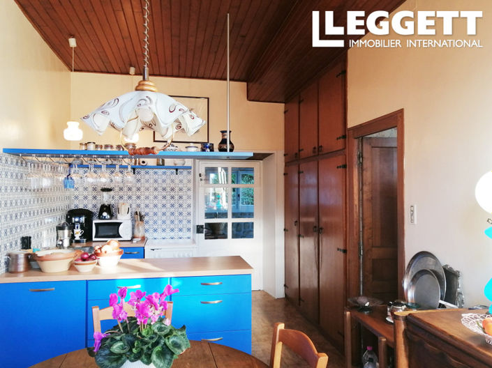 Image No.5-4 Bed House for sale