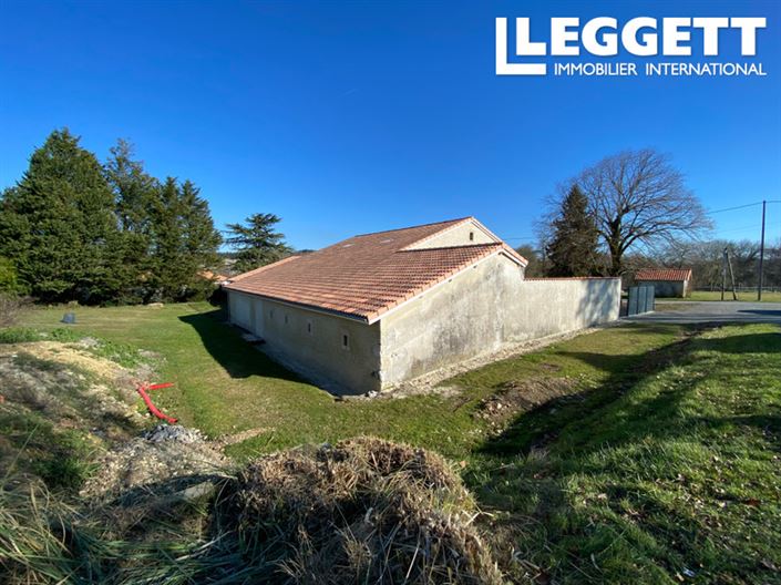 Image No.10-4 Bed House for sale