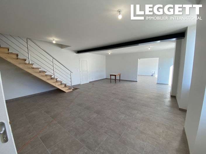 Image No.3-4 Bed House for sale