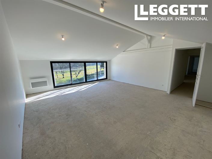 Image No.6-4 Bed House for sale