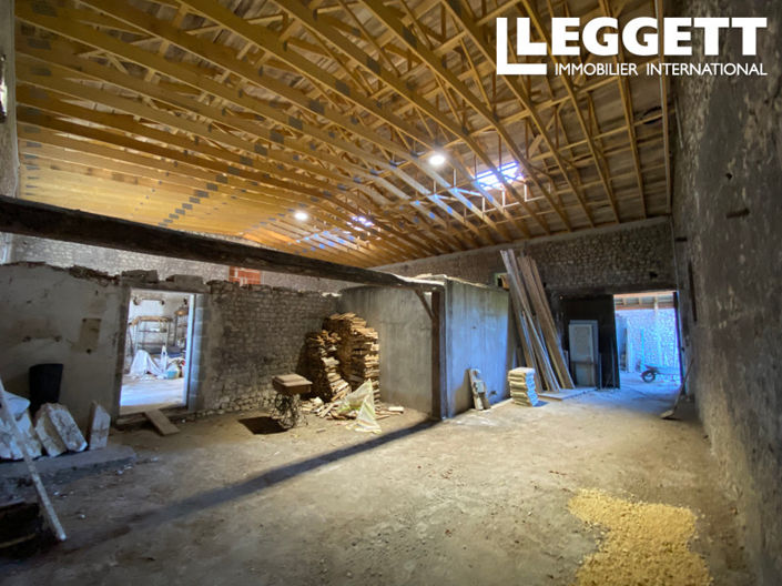 Image No.9-4 Bed House for sale