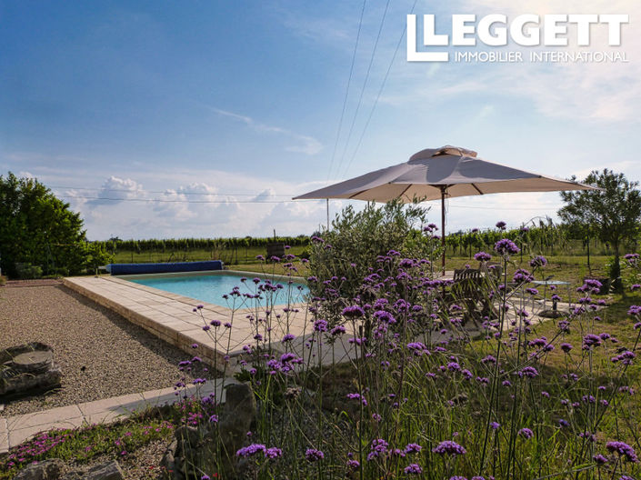 Image No.2-4 Bed House for sale