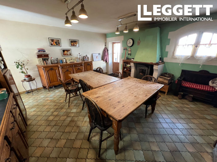 Image No.5-9 Bed House for sale