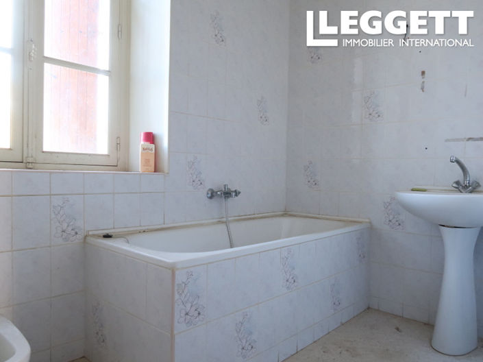 Image No.7-3 Bed House for sale